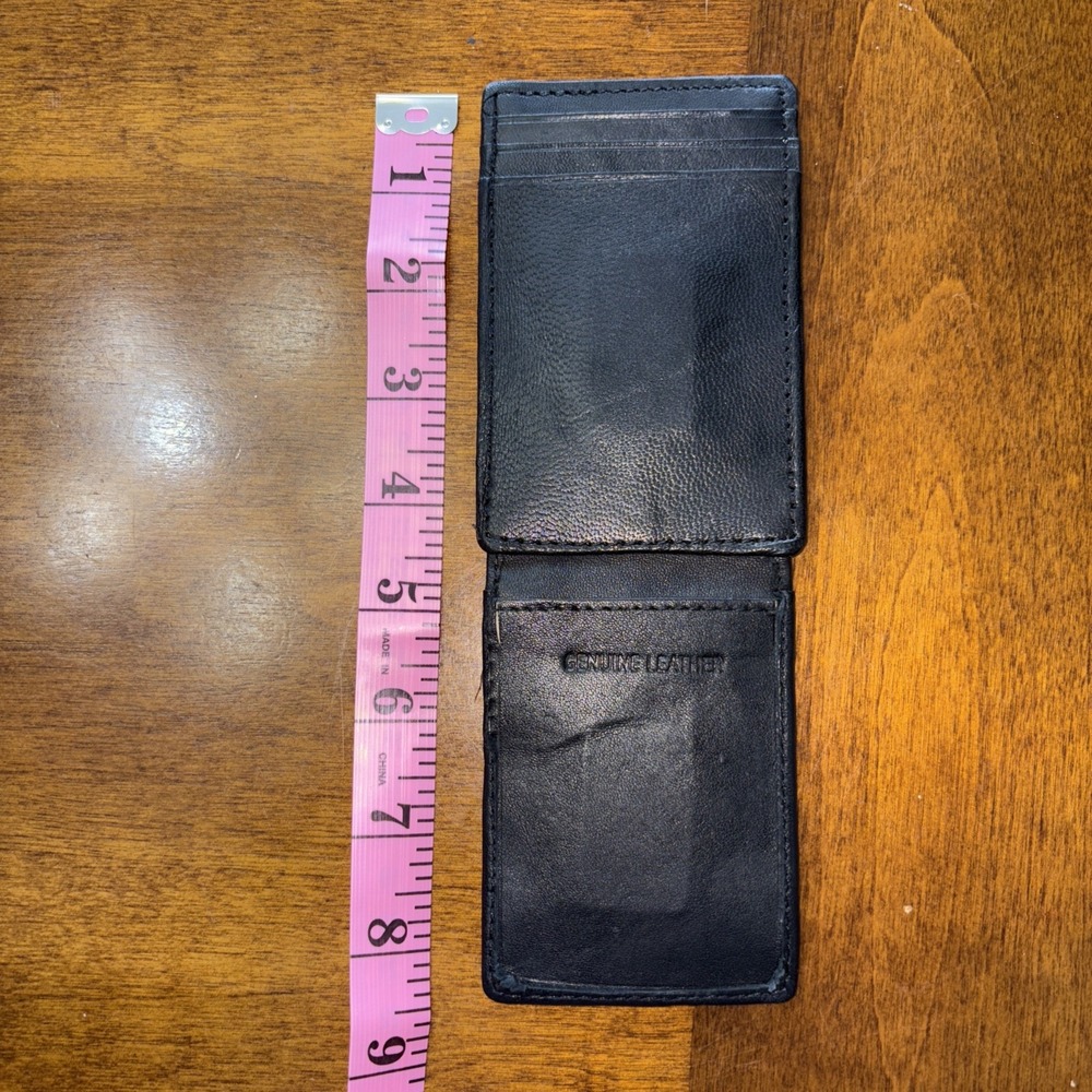 Chaps Men's Small Wallet Magnetic Closure - Picture 4 of 6